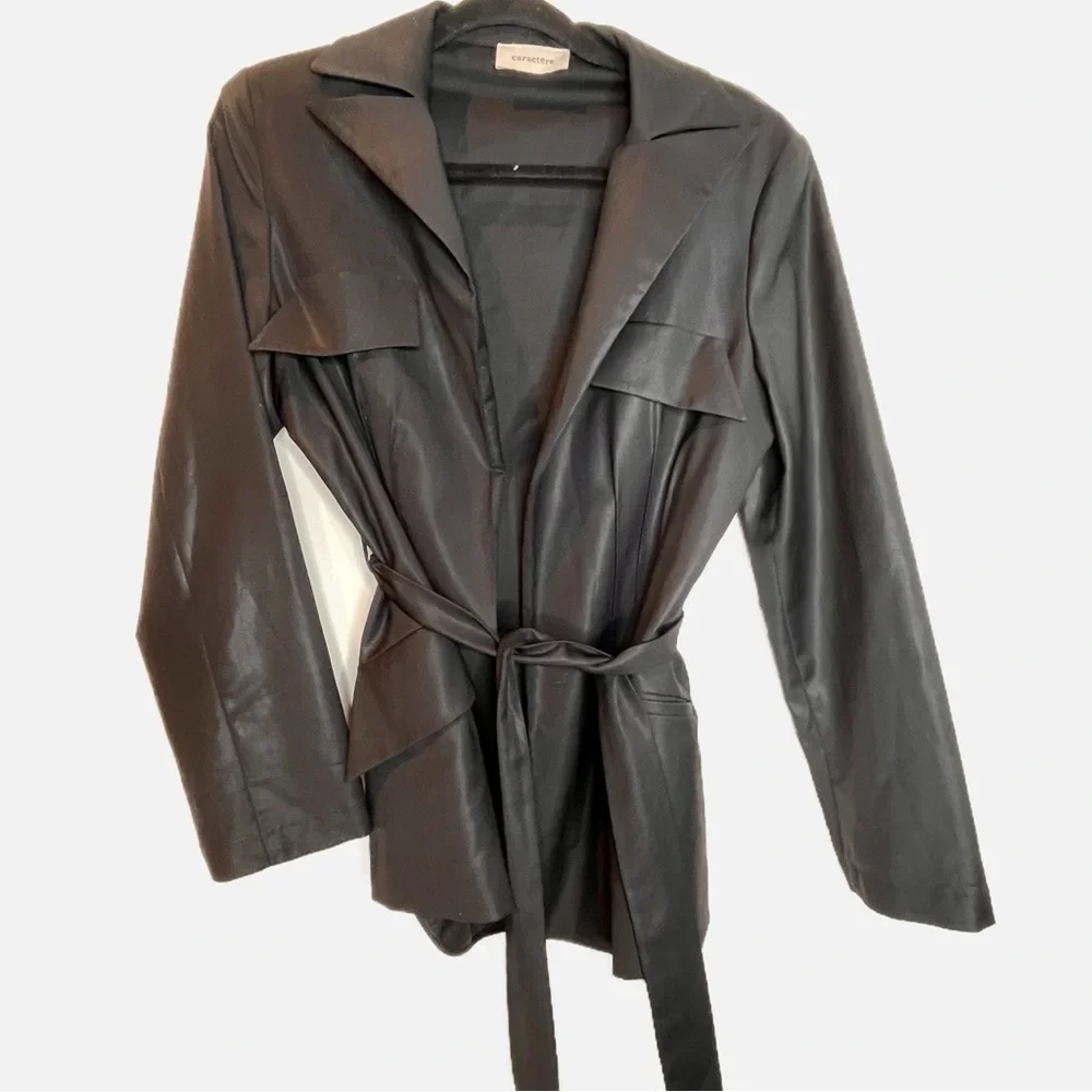 Caractere | Wrap Blazer - Picture 2 of 4